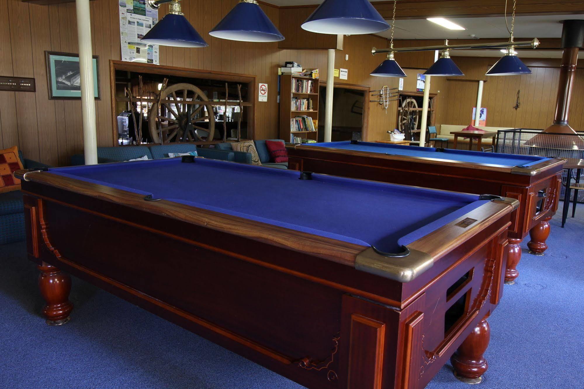 Snowy Mountains Resort and Function Centre Adaminaby Extérieur photo