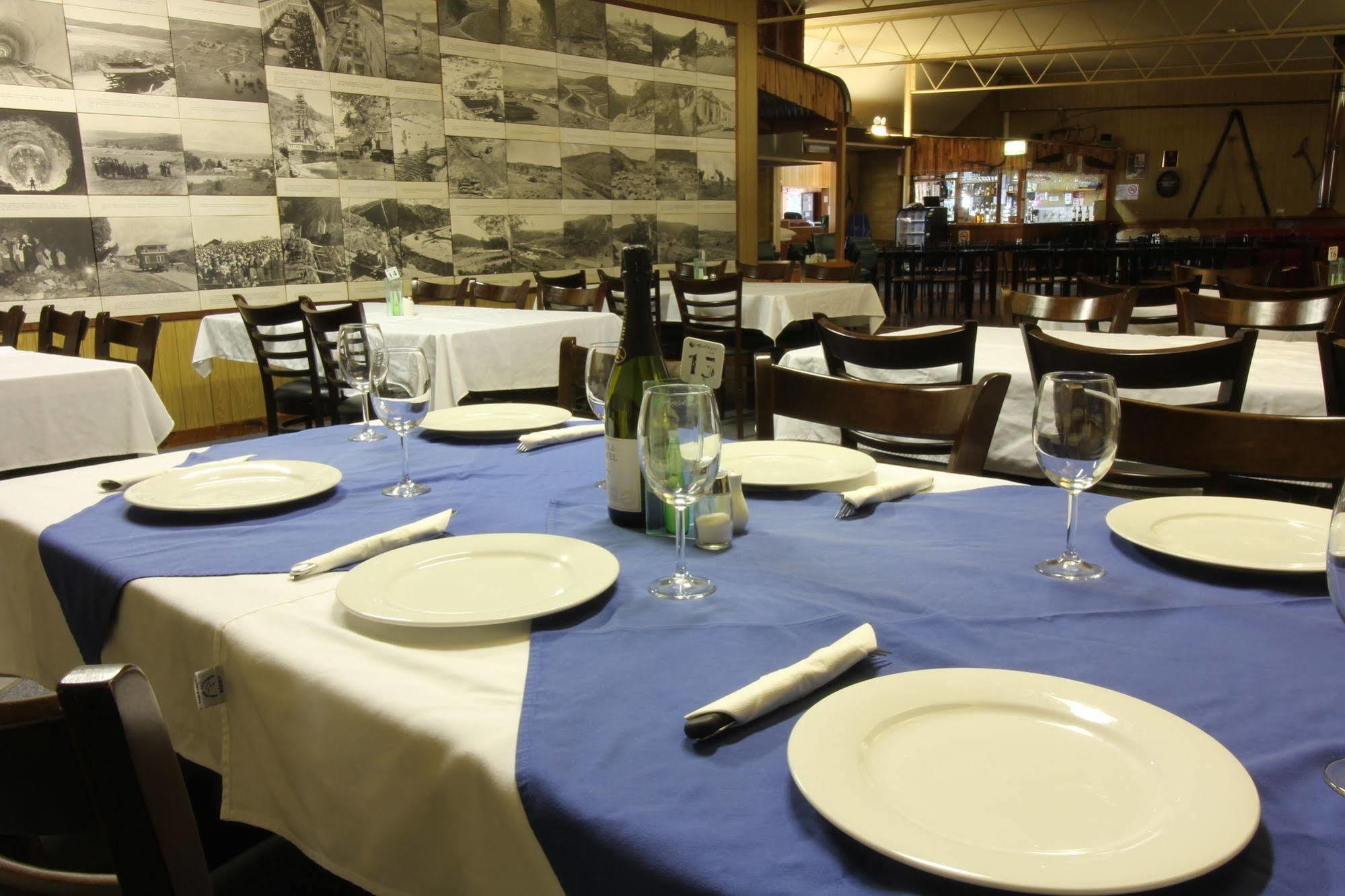 Snowy Mountains Resort and Function Centre Adaminaby Extérieur photo
